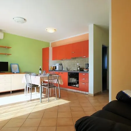 Konukevi App. Ghedda With Common Pool Poreč