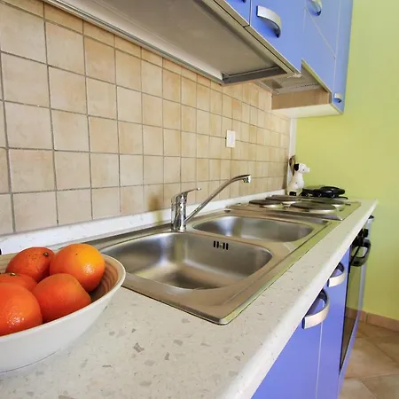 App. Ghedda With Common Pool Guest house