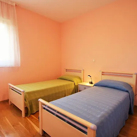 App. Ghedda With Common Pool Poreč